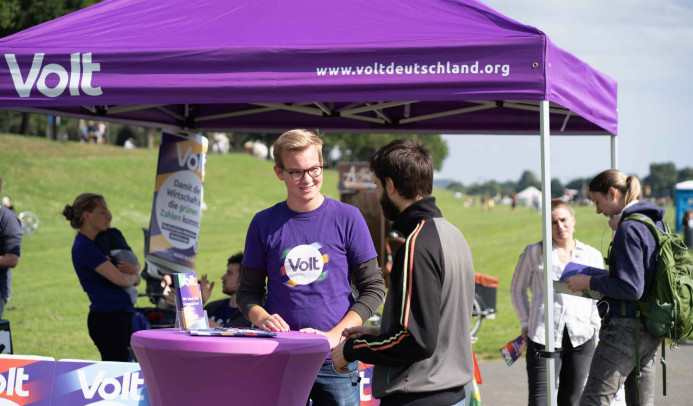 Volter am Infostand