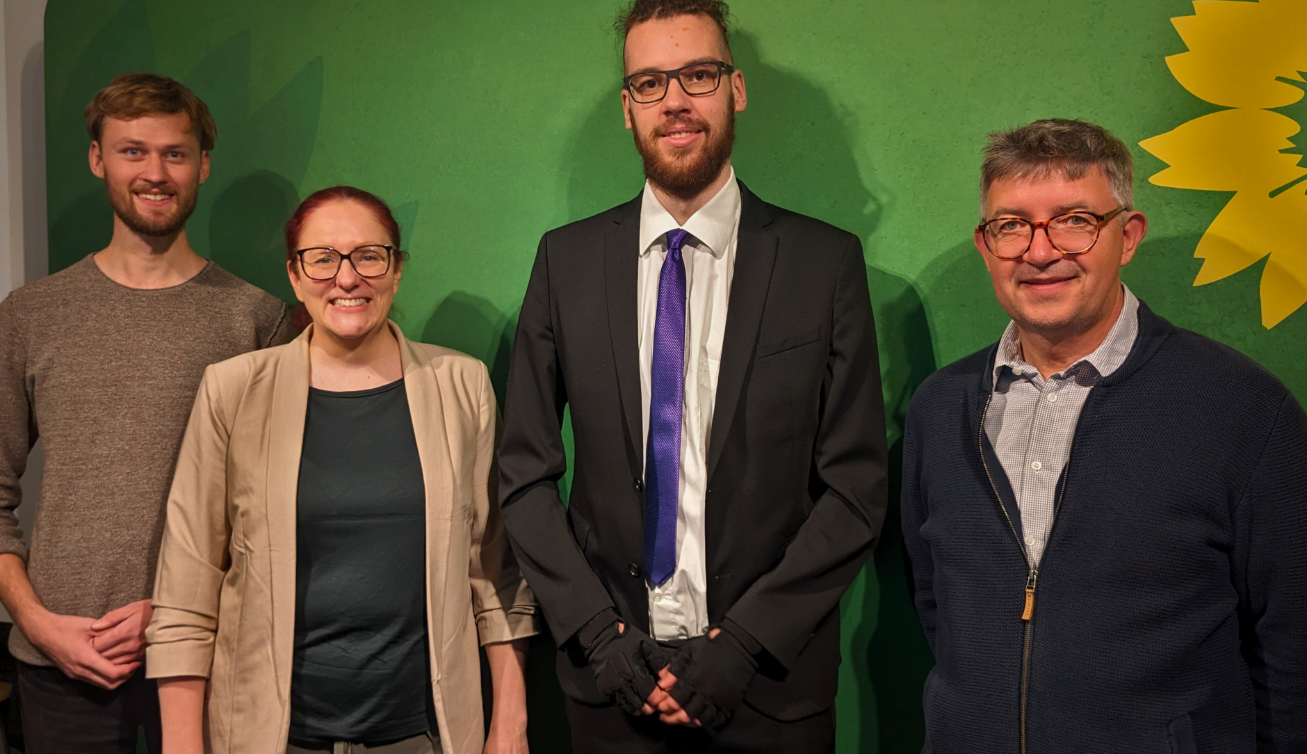 Benedikt Schatz, Christiane Musman, Waetschie Wittmann und Joachim Siebler in Parteibüro Bündnis 90/Die Grünen Ingolstadt