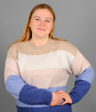 Alexandra Lang