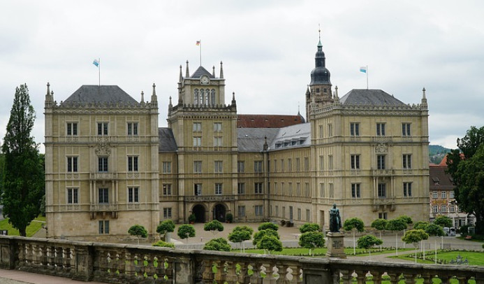 Blick auf Schloss Ehrenburg in Coburg