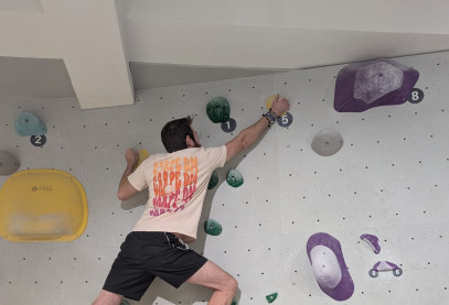 Fabian Gaukel am Bouldern