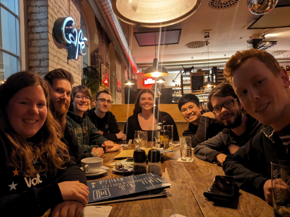 Karlsruher Team beim Meet und Greet im Schwarzen Kater