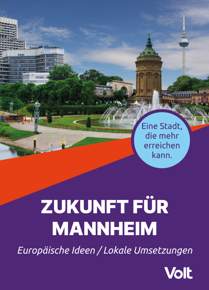 Auf dem Bild sieht man Oben eine Collage von verschiedenen Orten von Mannheim. Unten drunter sieht man einen blauen Störer auf einem rot-lila Hintergrund auf dem steht: Eine Stadt, die mehr erreichen kann.