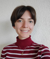 Portraitfoto von Katharina Temür.