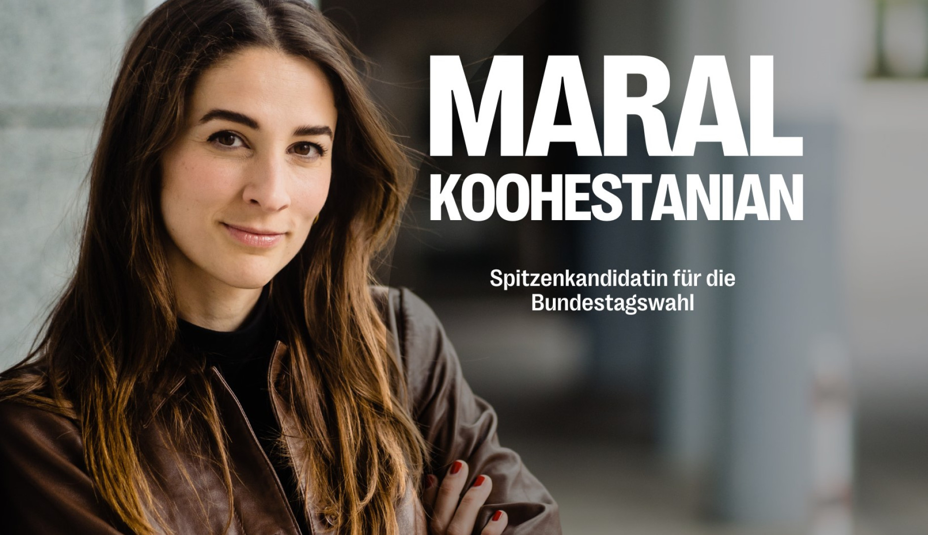 Portraitfoto von Maral Koohestanian, der Spitzenkandidatin von Volt Deutschland für die Bundestagswahl 2025