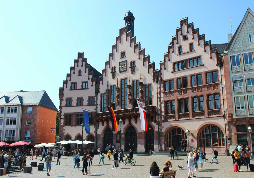 Frankfurter Römer, Foto von Lāsma Artmane auf Unsplash