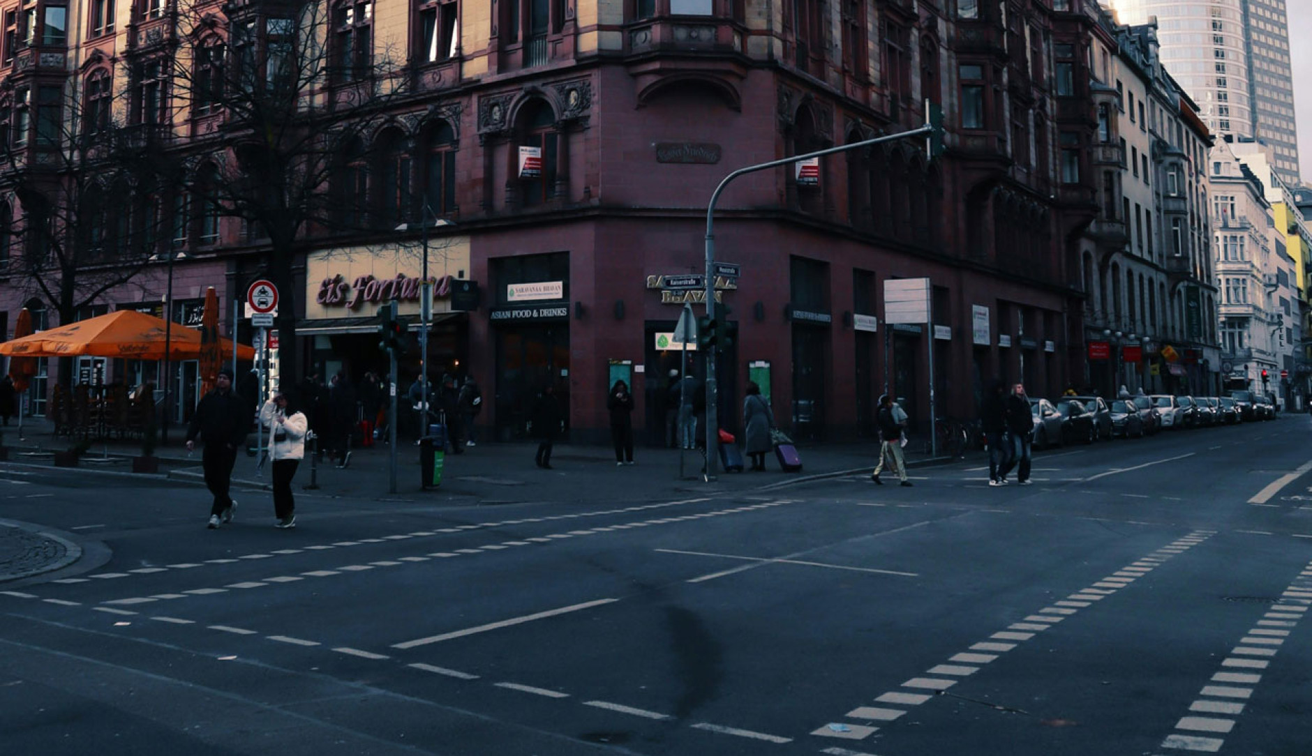 Straße des Bahnhofsviertels in Frankfurt von pexels