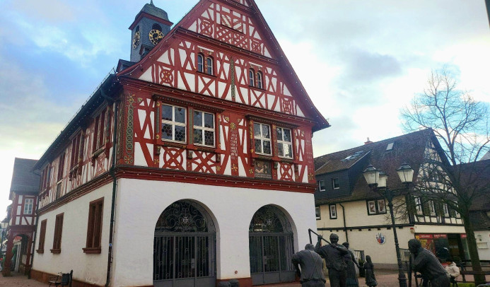 Das Rathaus von Groß-Gerau.