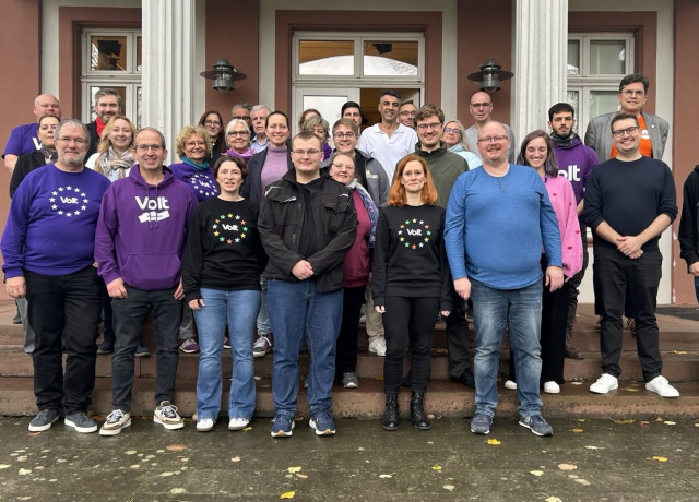 Gruppenfoto vom Volt Team Main-Kinzig-Wetterau