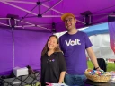 Der Infostand von Volt Wiesbaden auf dem CSD 2026