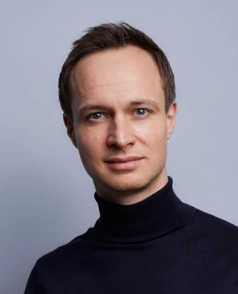 Portraitfoto von Benedikt Eikmanns