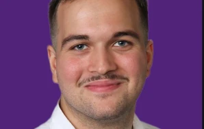 Portraitfoto von Kevin Fröhlich-Rosas.