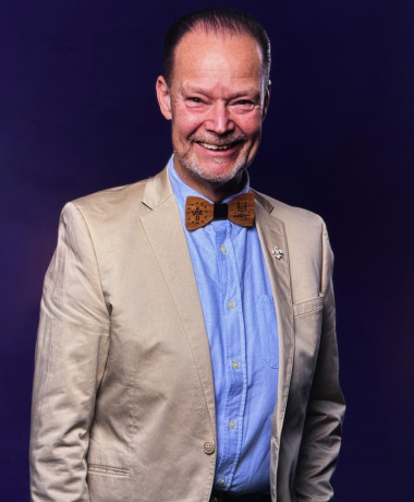 Portraitfoto von Volker Elm