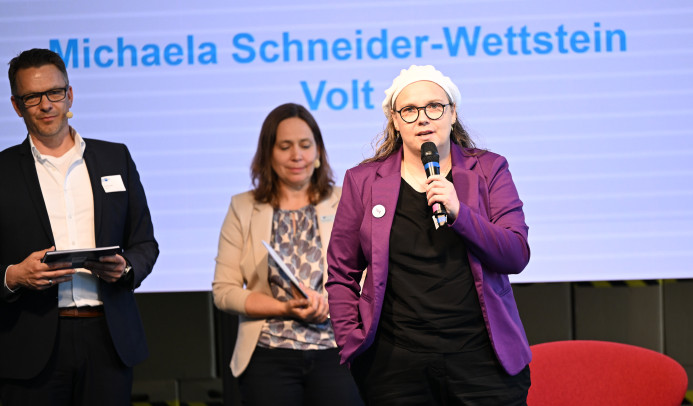 Foto von Michaela beim IHK-Tischgespräch. Foto: Ben Pakalski / pakalski-press