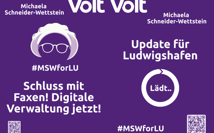 Auf dem Foto sieht man das Wahlplakat mit dem Text aus dem Fließtext der Webseite. Auf der Seite mit den Faxen ist Michaelas Logo zu sehen und auf der Seite mit dem Update das Kreissymbol für Ladevorgänge im digitalen Bereich.