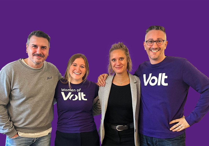 Direktkandidierende Volt München. Von links nach rechts: Marco Heumann, Alexandra Lang, Anna Schwarzmann, Massimo Ferraro