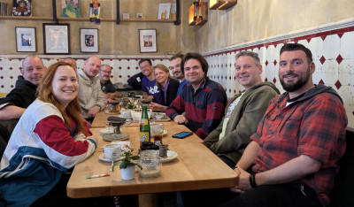 Das Lübecker Team bei einem Treffen in der Remise.