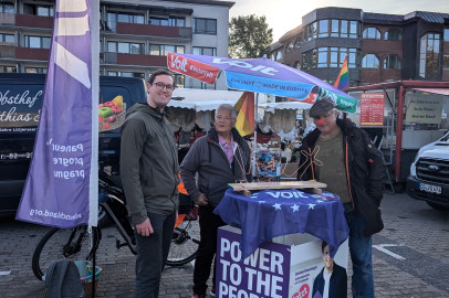 Infostand_Ahrendsburg_2024