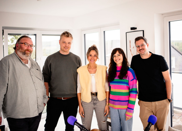 Podcast-Teilnehmende Erik Dietrich, Samuel Wittenburg, Nadine Henninger, Anna Braun, Florian Rubens