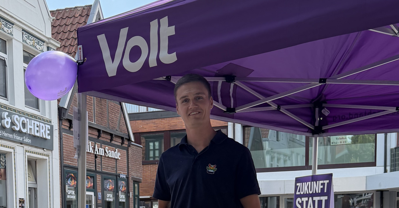 Karsten Klie an einem Wahlkampfstand