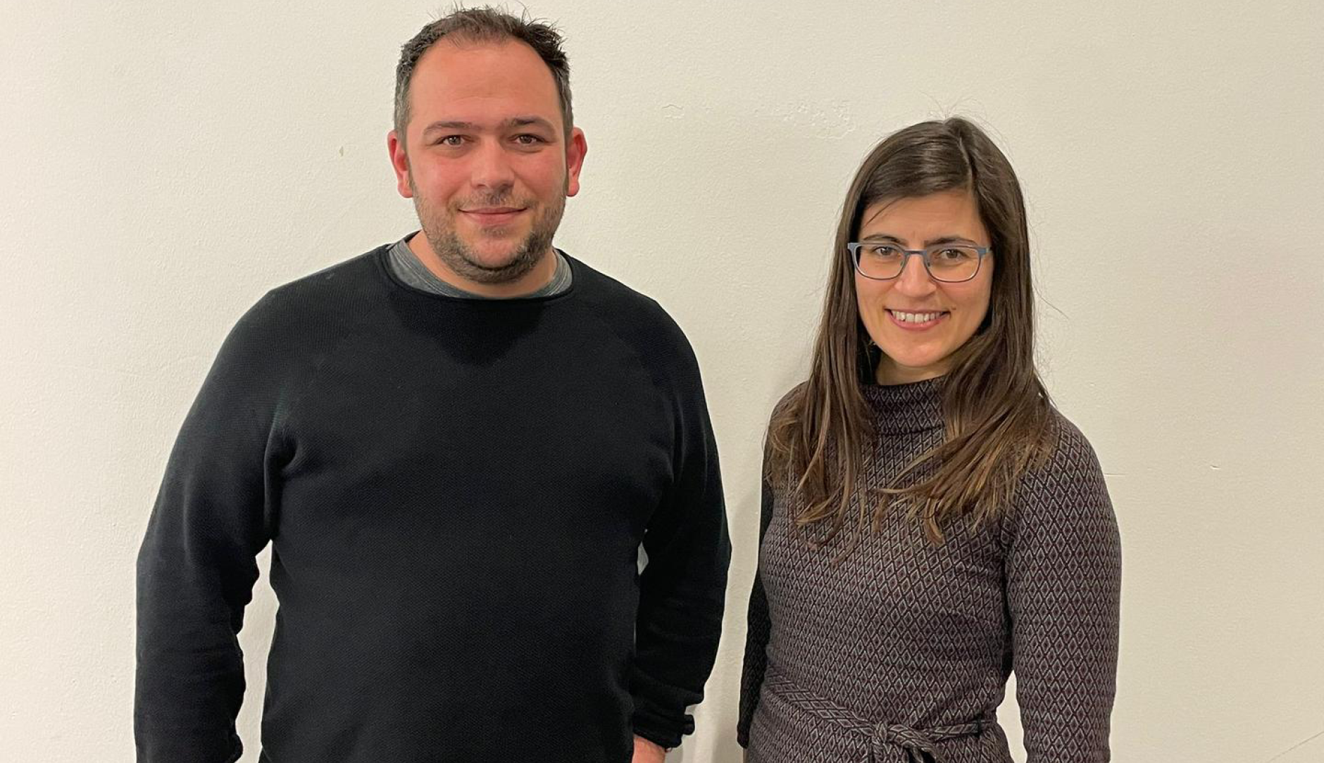 Marcel Verkooyen (Direktkandidat Wahlkreis Aachen II) und Alexandra Radermacher (Direktkandidatin Wahlkreis Aachen I) Volt Deutschland