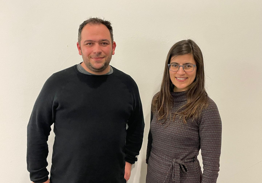 Marcel Verkooyen (Direktkandidat Wahlkreis Aachen II) und Alexandra Radermacher (Direktkandidatin Wahlkreis Aachen I) Volt Deutschland